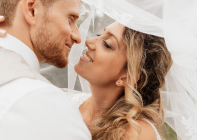 brautpaar Foto mit Schleier hochzeit Hochzeitsfotograf Winterthur