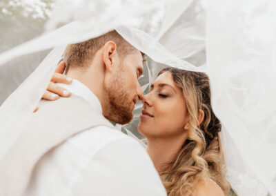 brautpaar Foto mit Schleier hochzeit Hochzeitsfotograf Winterthur