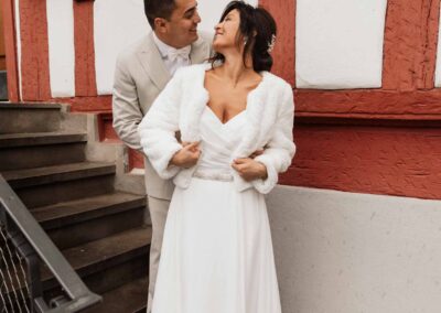 Brautpaar Hochzeitsfotograf in Bülach Rathaus